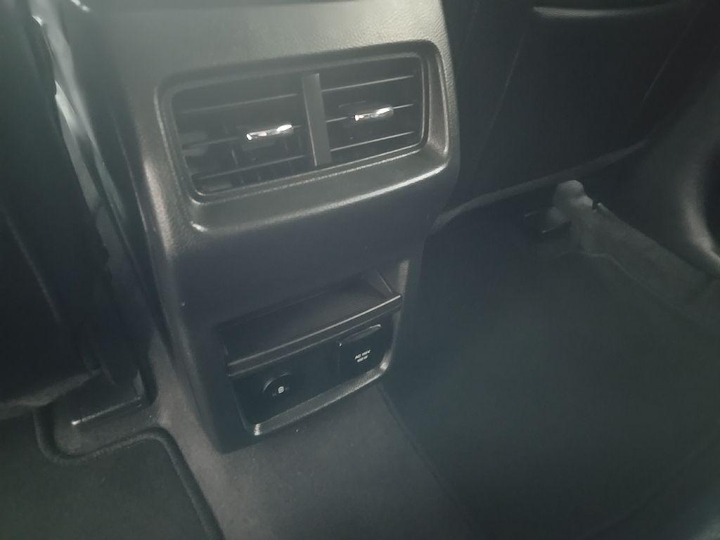 used 2024 Ford Edge car, priced at $25,420