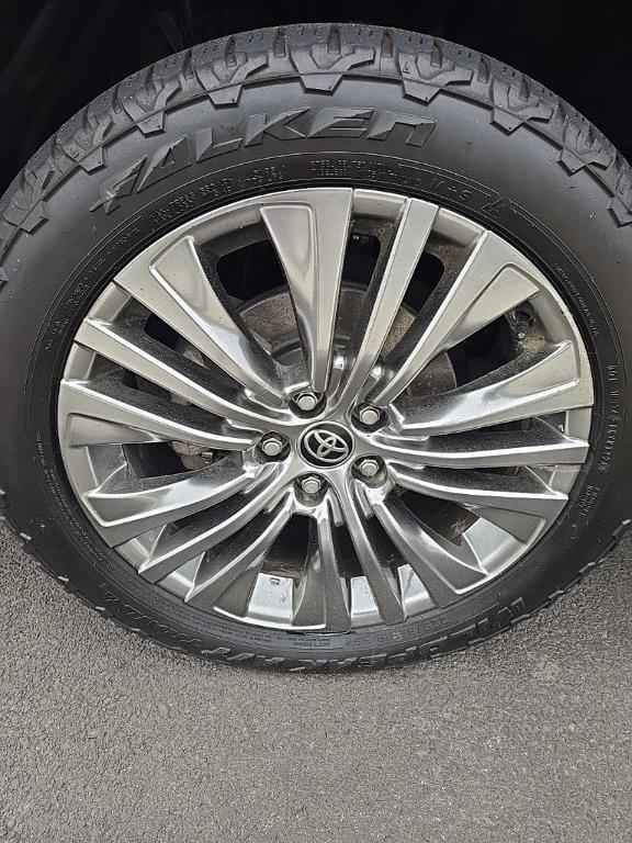 used 2021 Toyota Venza car, priced at $19,788