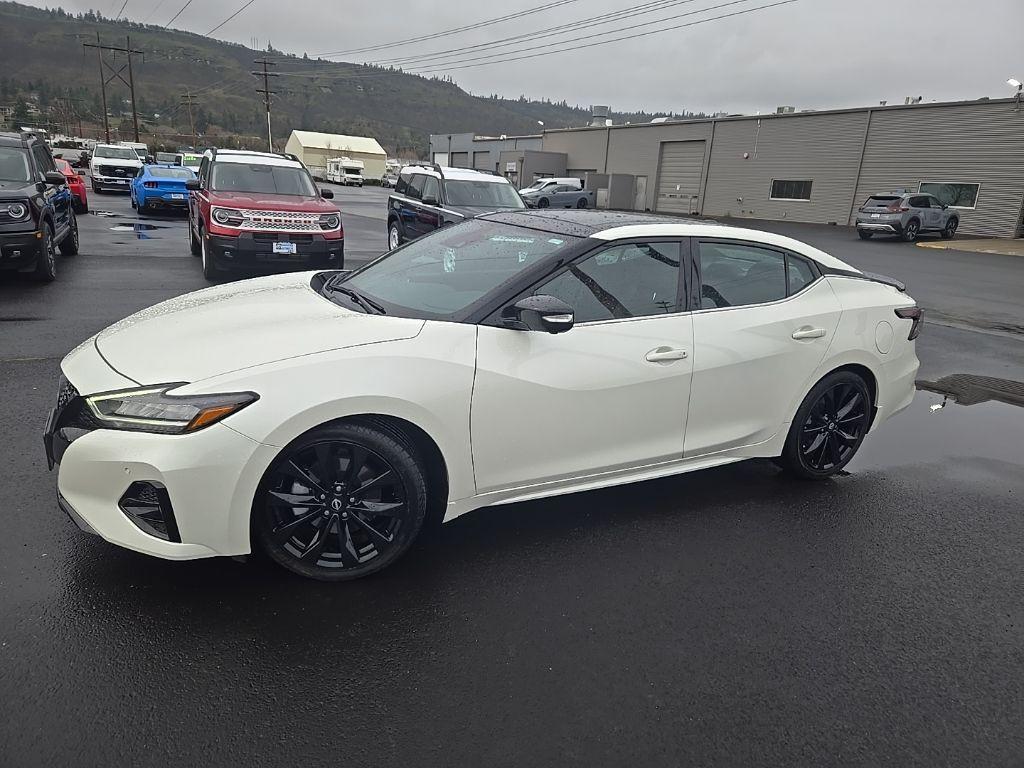 used 2023 Nissan Maxima car, priced at $32,420