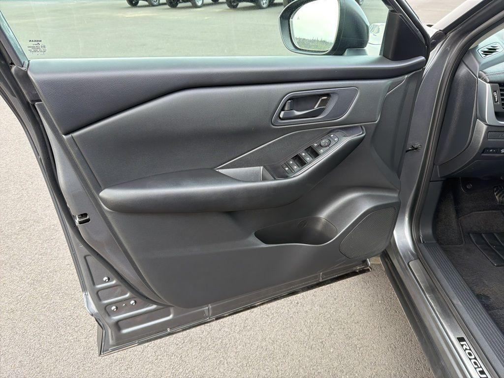 used 2024 Nissan Rogue car, priced at $22,890