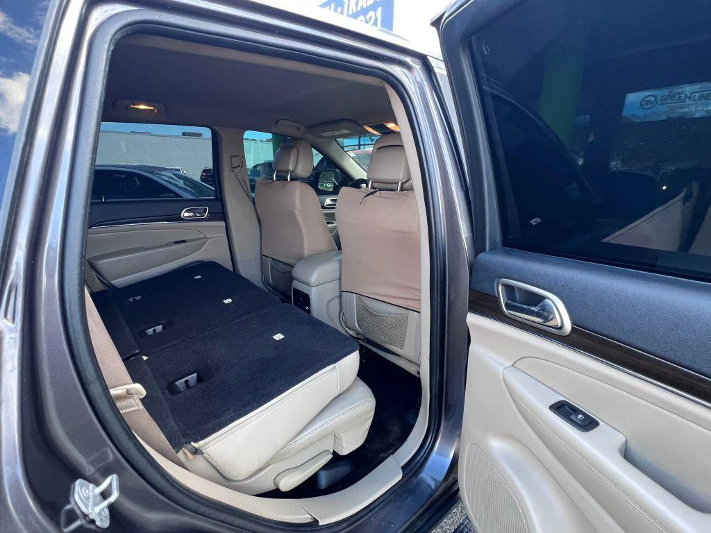 used 2015 Jeep Grand Cherokee car, priced at $9,999