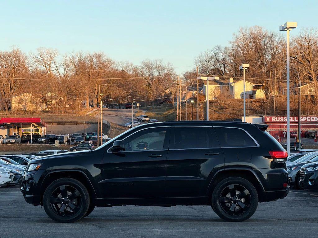 used 2015 Jeep Grand Cherokee car, priced at $15,999