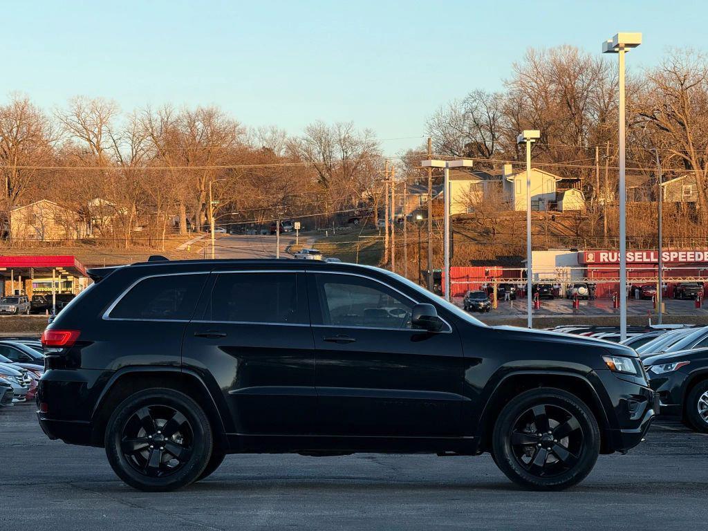 used 2015 Jeep Grand Cherokee car, priced at $15,999