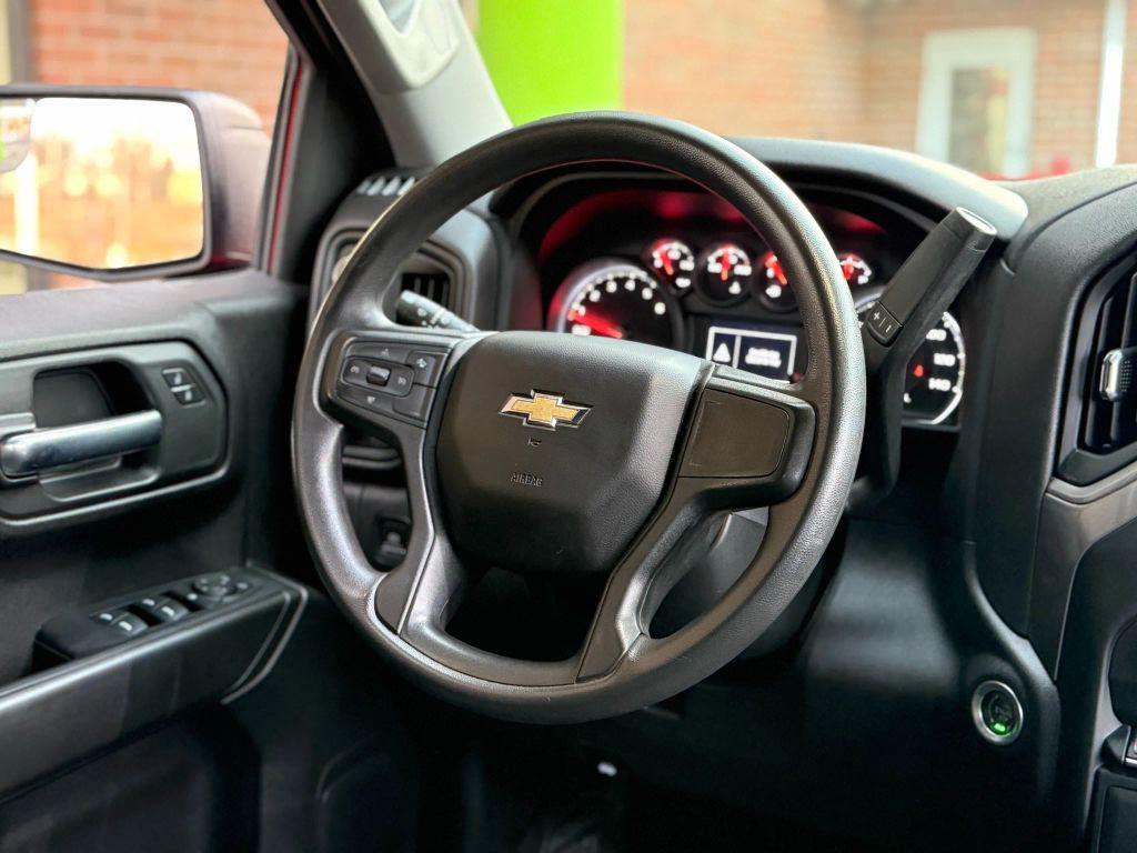 used 2022 Chevrolet Silverado 1500 car, priced at $32,999