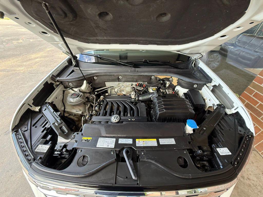 used 2020 Volkswagen Atlas Cross Sport car, priced at $23,999