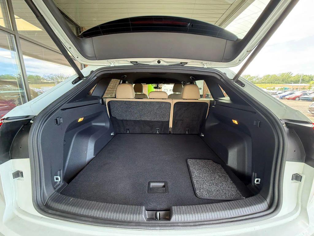 used 2020 Volkswagen Atlas Cross Sport car, priced at $23,999