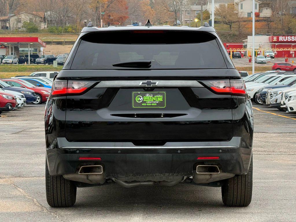 used 2021 Chevrolet Traverse car, priced at $24,999