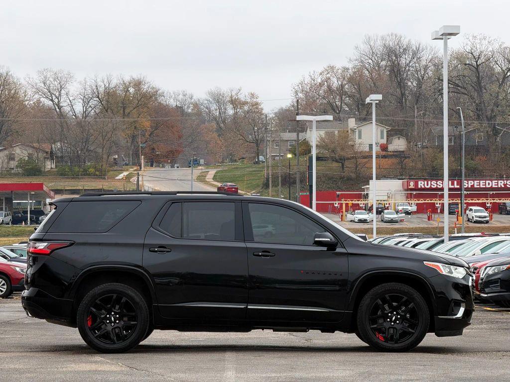 used 2021 Chevrolet Traverse car, priced at $24,999