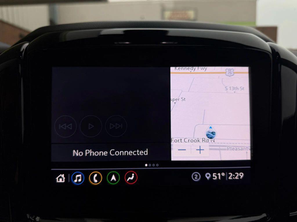 used 2021 Chevrolet Traverse car, priced at $24,999