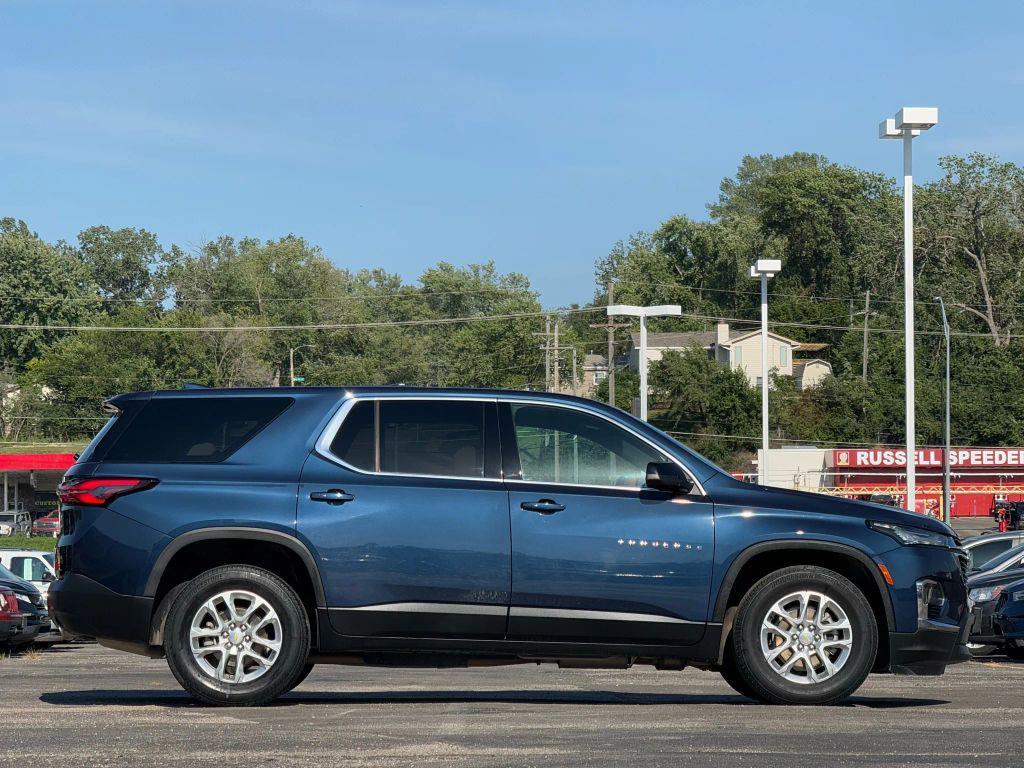 used 2022 Chevrolet Traverse car, priced at $23,999