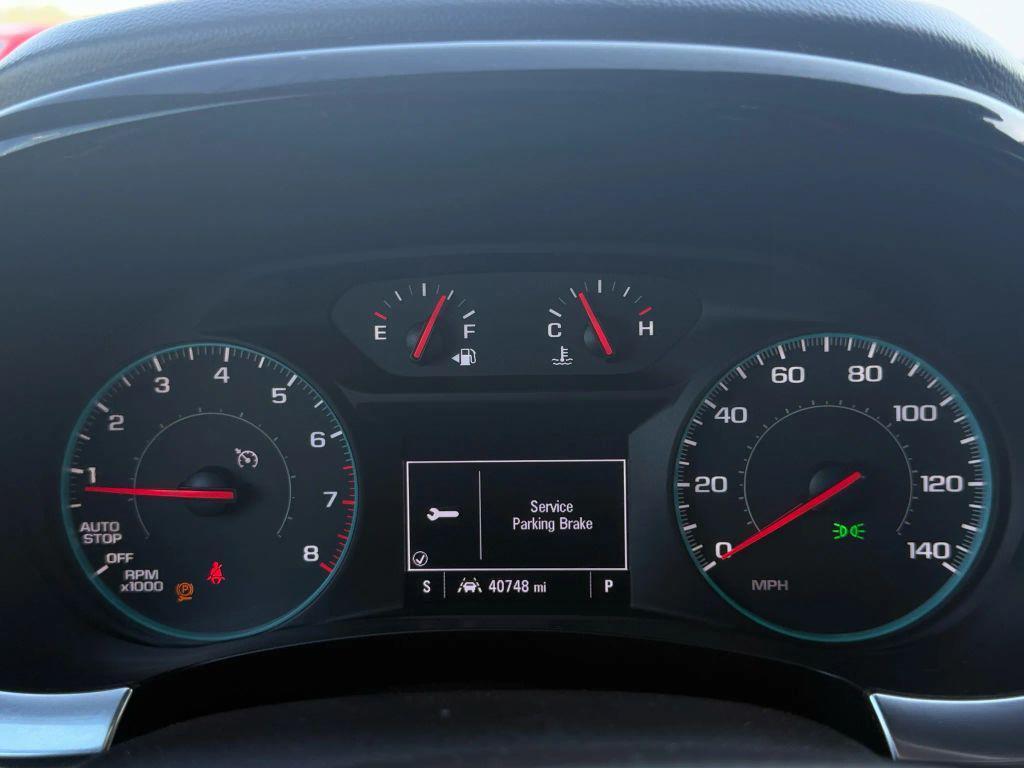 used 2022 Chevrolet Traverse car, priced at $23,999