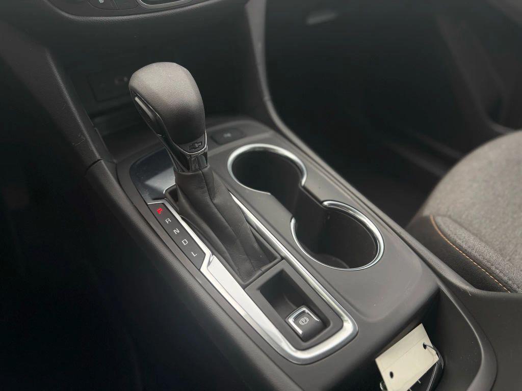 used 2022 Chevrolet Equinox car, priced at $19,999