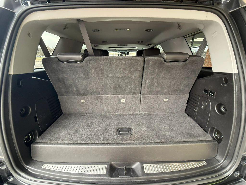 used 2019 GMC Yukon car, priced at $28,999