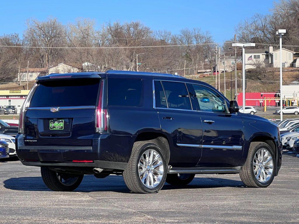 used 2020 Cadillac Escalade car, priced at $30,999