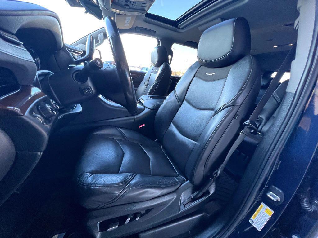 used 2020 Cadillac Escalade car, priced at $30,999