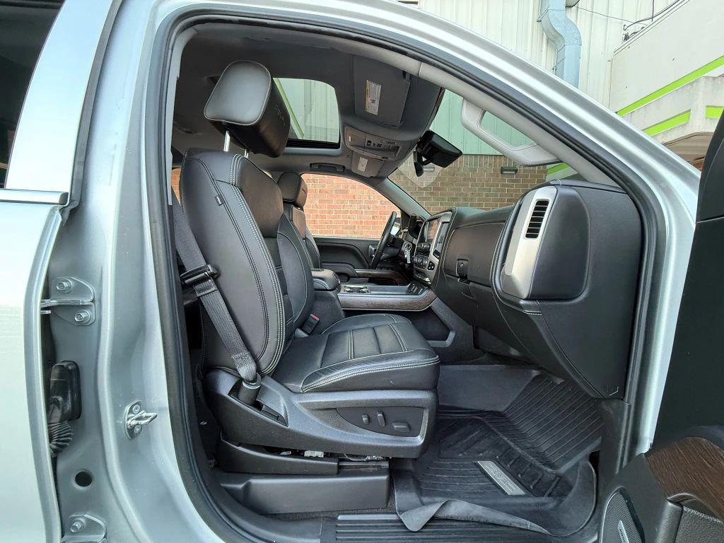 used 2018 GMC Sierra 1500 car, priced at $37,999