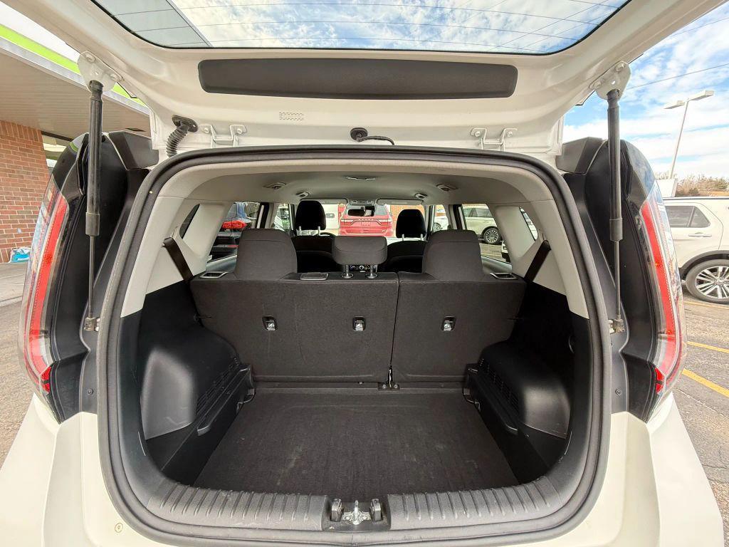 used 2024 Kia Soul car, priced at $16,999