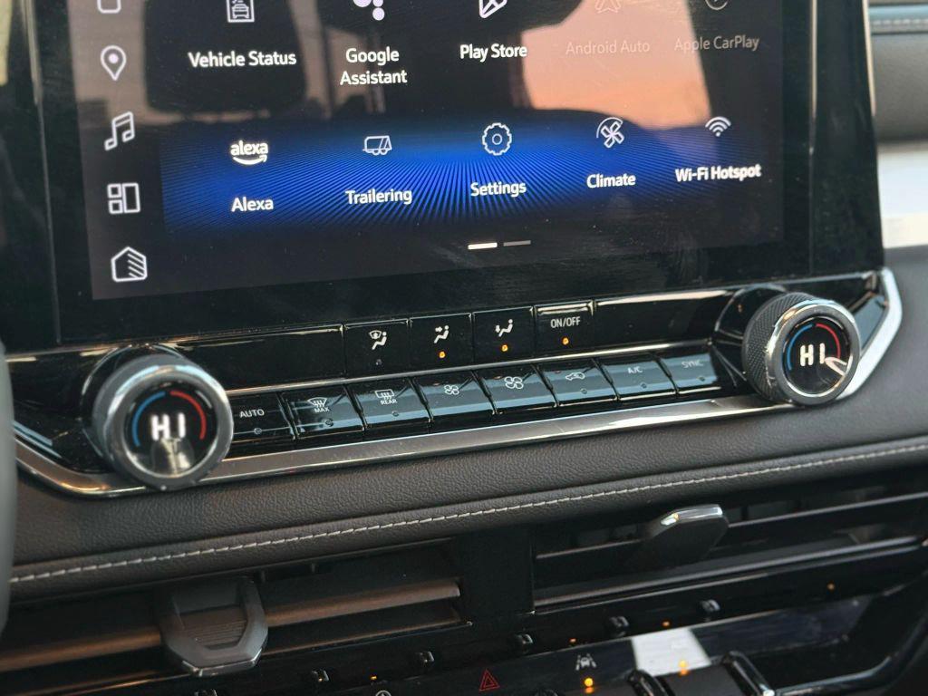 used 2024 Chevrolet Colorado car, priced at $26,999