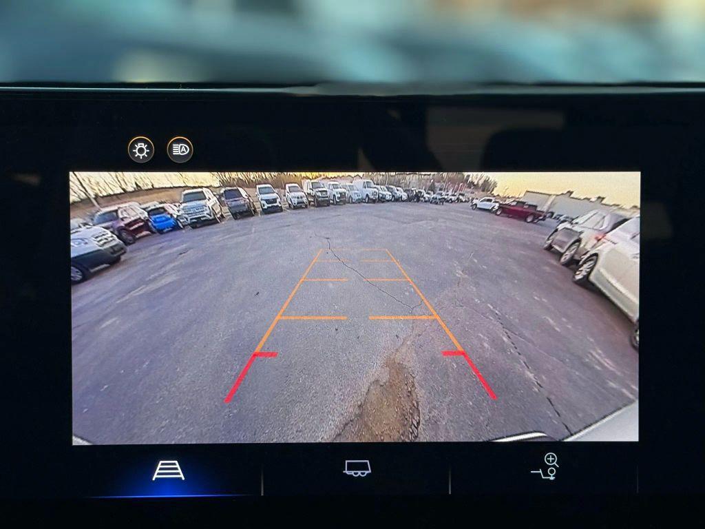 used 2024 Chevrolet Colorado car, priced at $26,999