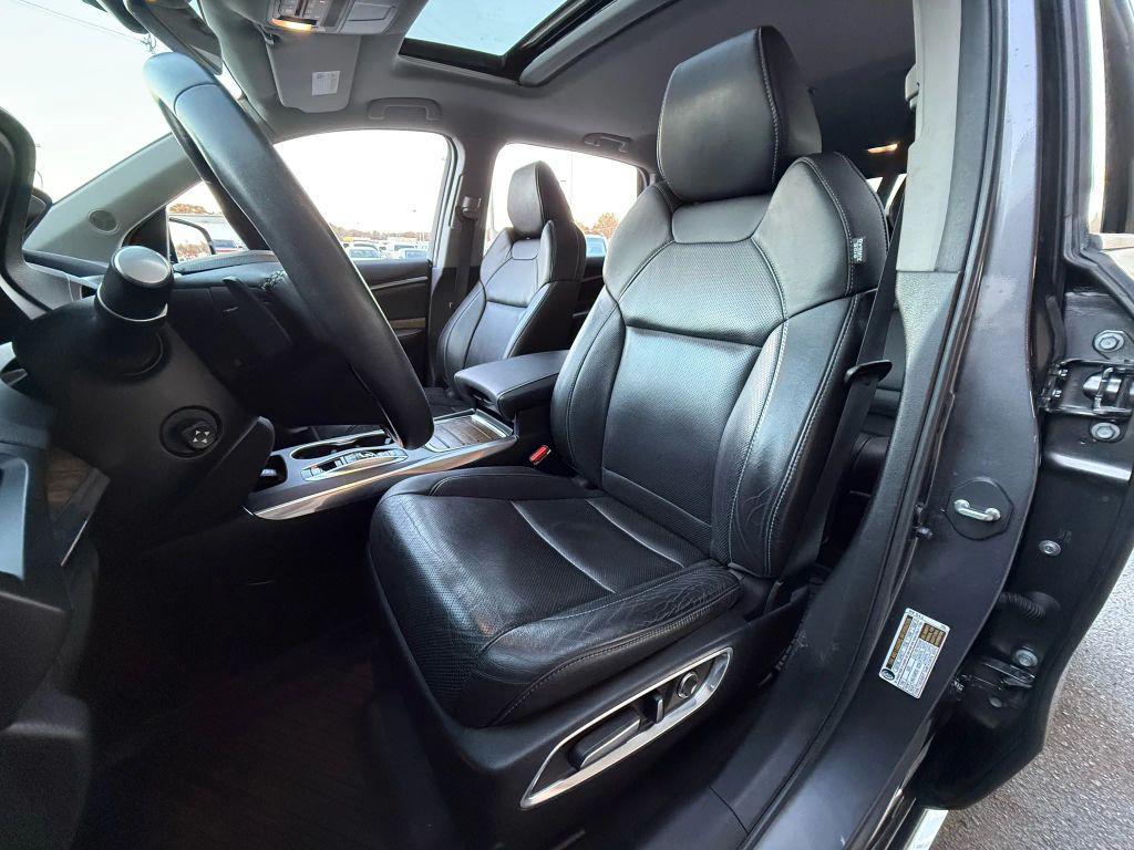 used 2020 Acura MDX car, priced at $21,999