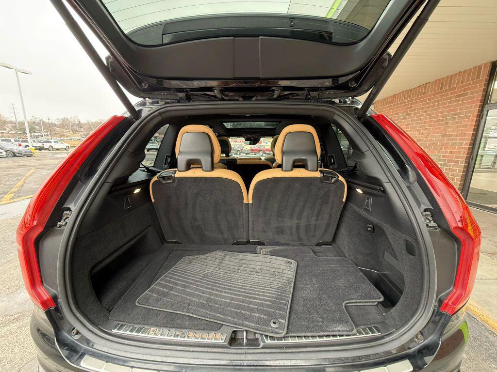 used 2018 Volvo XC90 car, priced at $21,999