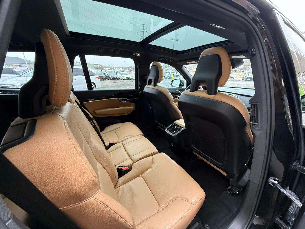used 2018 Volvo XC90 car, priced at $21,999