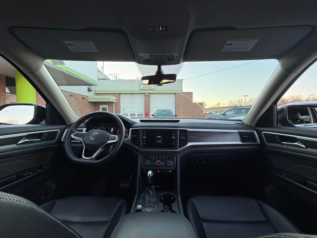 used 2021 Volkswagen Atlas car, priced at $20,999