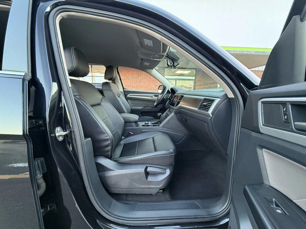 used 2021 Volkswagen Atlas car, priced at $20,999