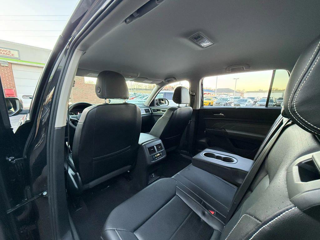 used 2021 Volkswagen Atlas car, priced at $20,999