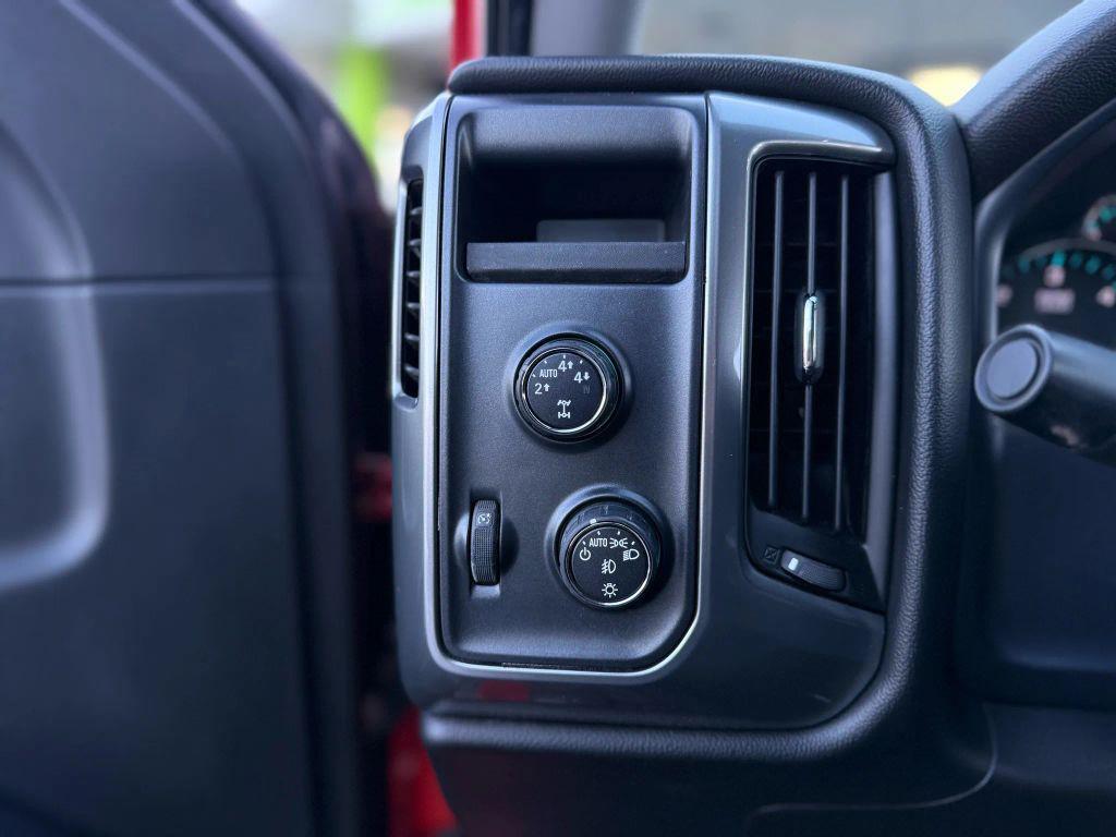 used 2015 Chevrolet Silverado 1500 car, priced at $20,999
