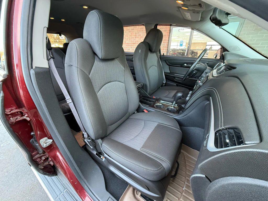 used 2017 Chevrolet Traverse car, priced at $9,999