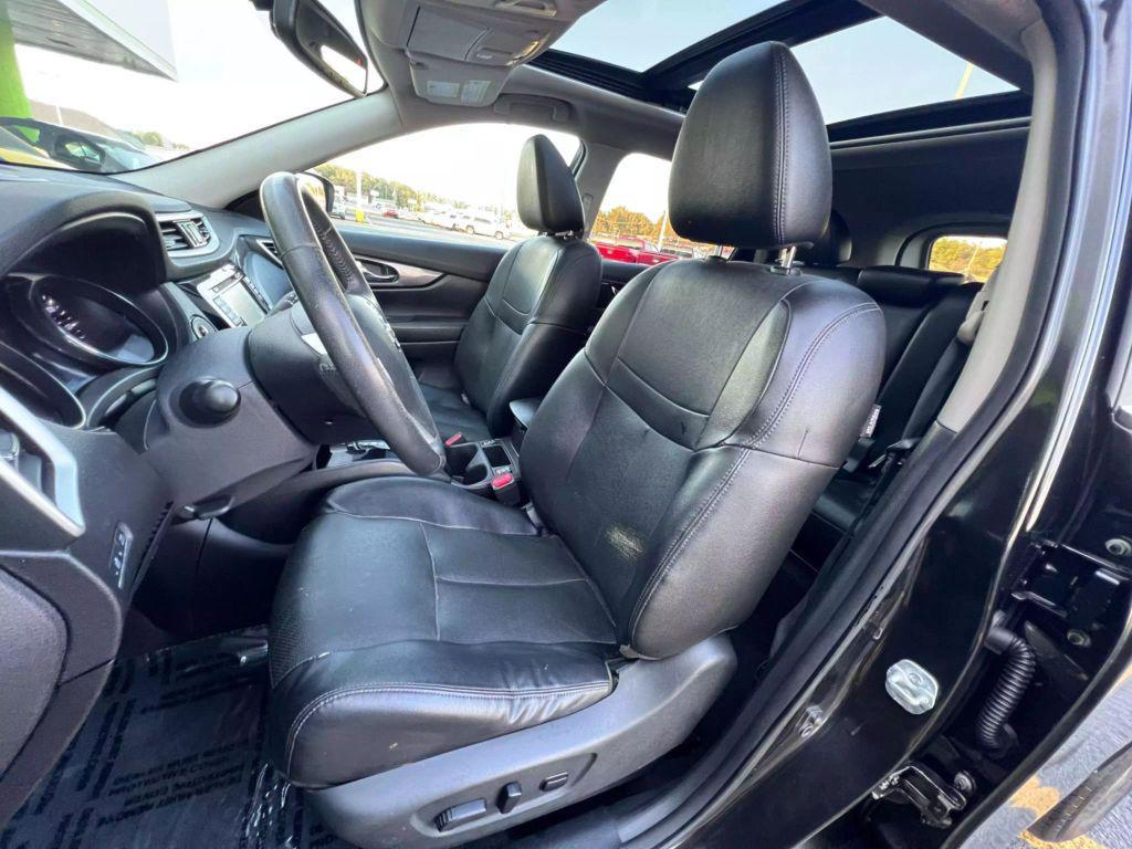 used 2016 Nissan Rogue car, priced at $10,999