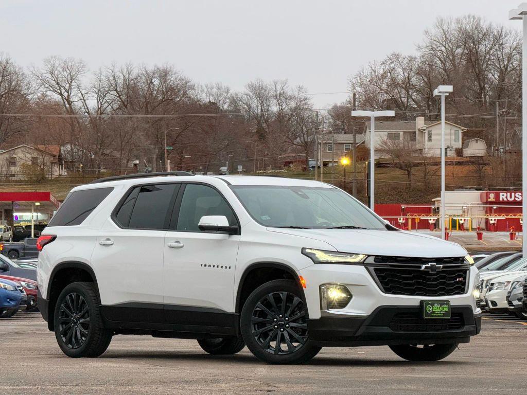 used 2023 Chevrolet Traverse car, priced at $24,999