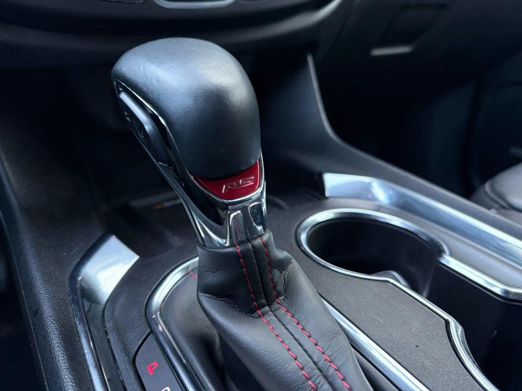 used 2023 Chevrolet Traverse car, priced at $24,999