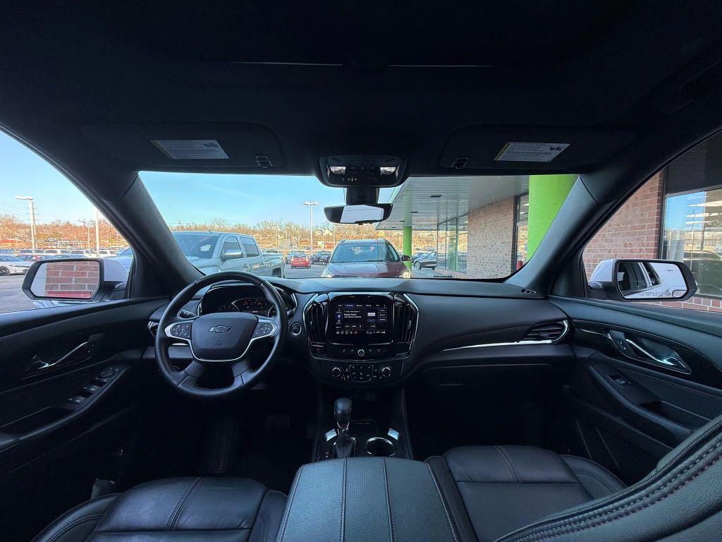 used 2023 Chevrolet Traverse car, priced at $24,999