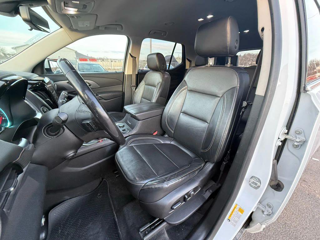used 2019 Chevrolet Traverse car, priced at $16,999