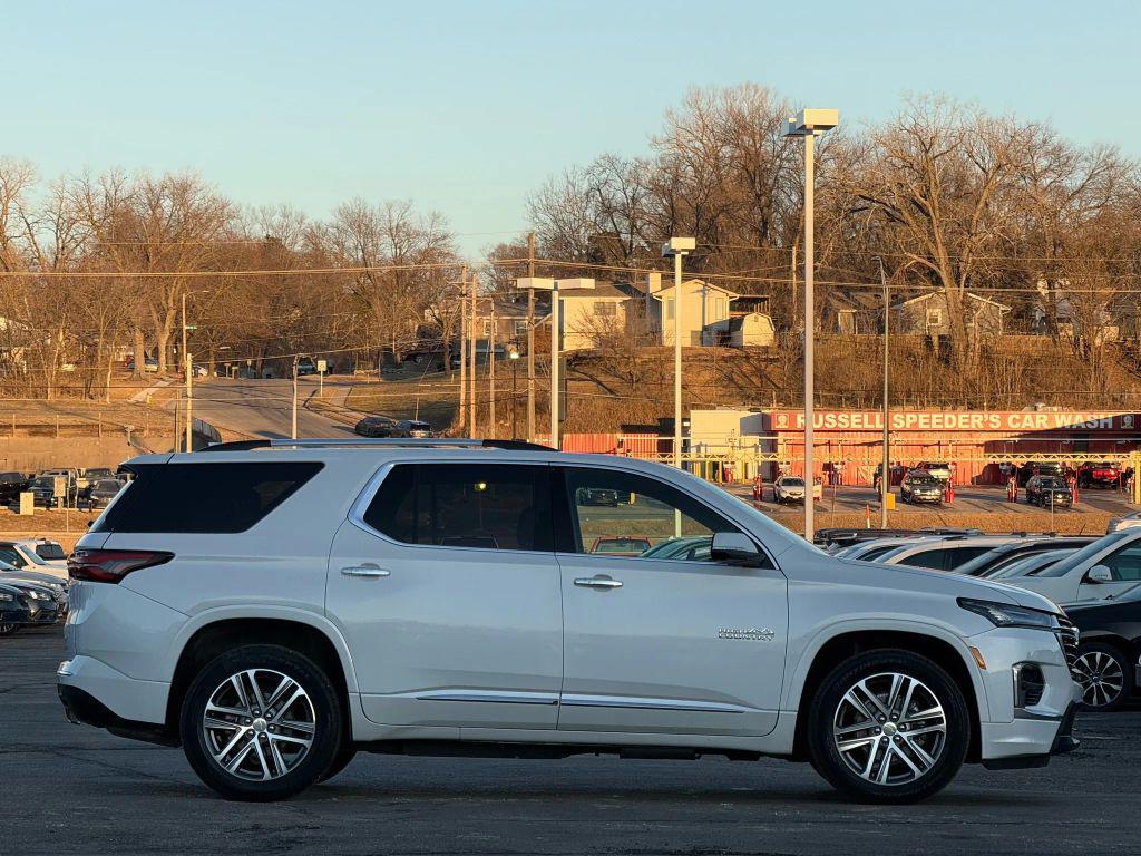 used 2023 Chevrolet Traverse car, priced at $31,999