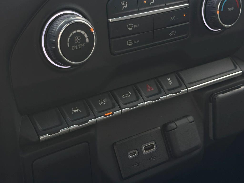 used 2022 Chevrolet Silverado 1500 car, priced at $30,999