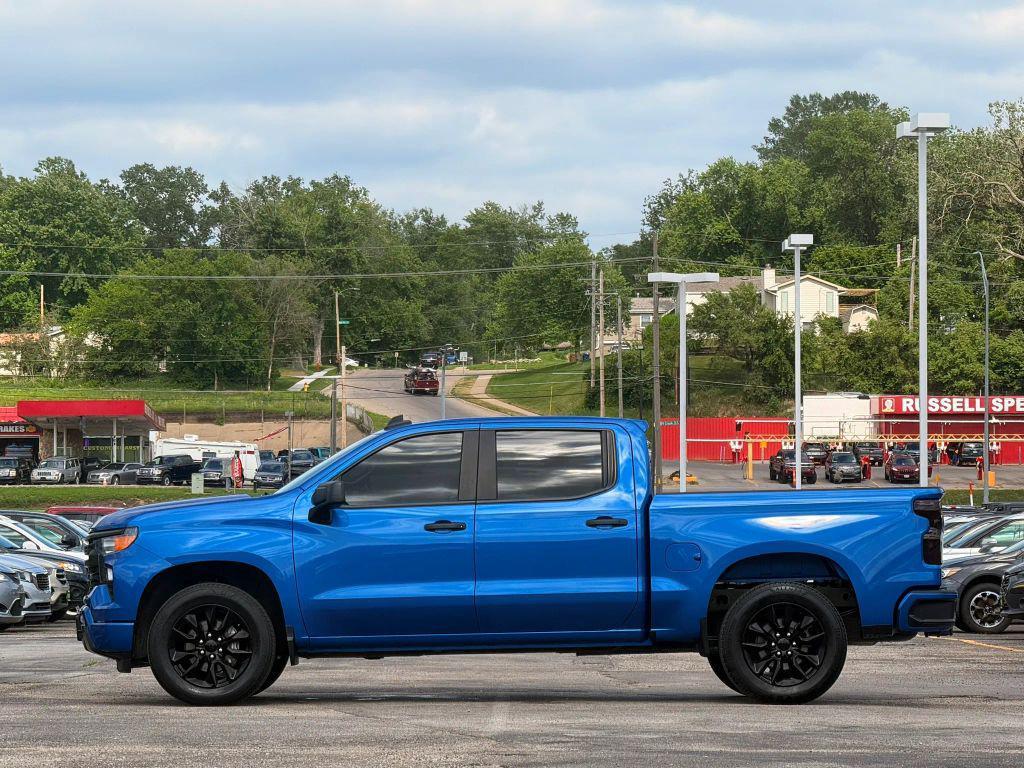 used 2022 Chevrolet Silverado 1500 car, priced at $30,999