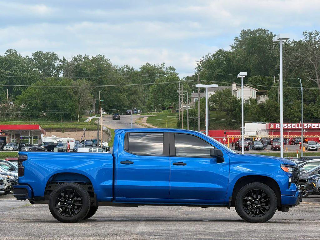 used 2022 Chevrolet Silverado 1500 car, priced at $30,999