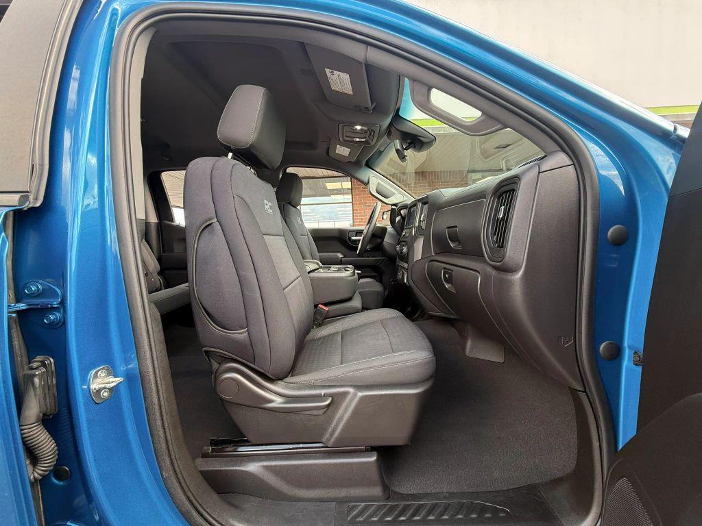 used 2022 Chevrolet Silverado 1500 car, priced at $30,999