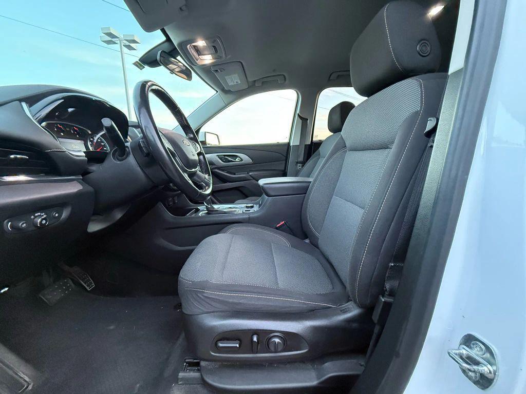used 2020 Chevrolet Traverse car, priced at $14,999