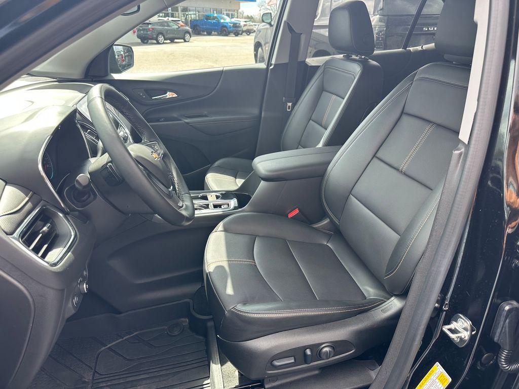 used 2024 Chevrolet Equinox car, priced at $26,136