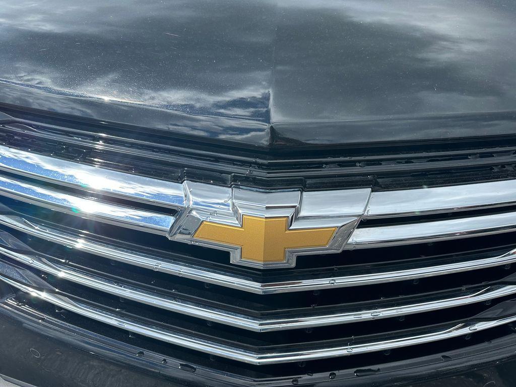 used 2024 Chevrolet Equinox car, priced at $26,136