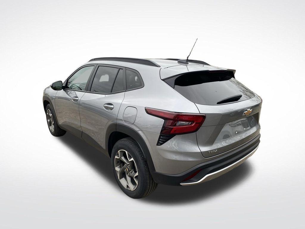 used 2024 Chevrolet Trax car, priced at $21,000