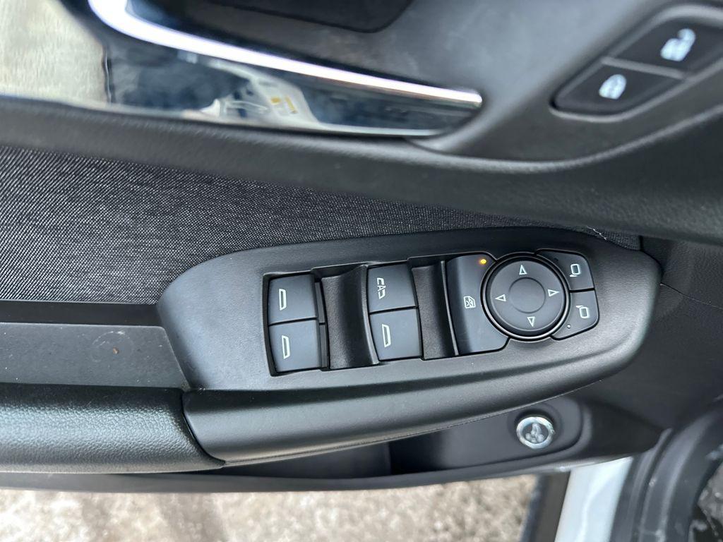 used 2023 Chevrolet TrailBlazer car, priced at $23,449