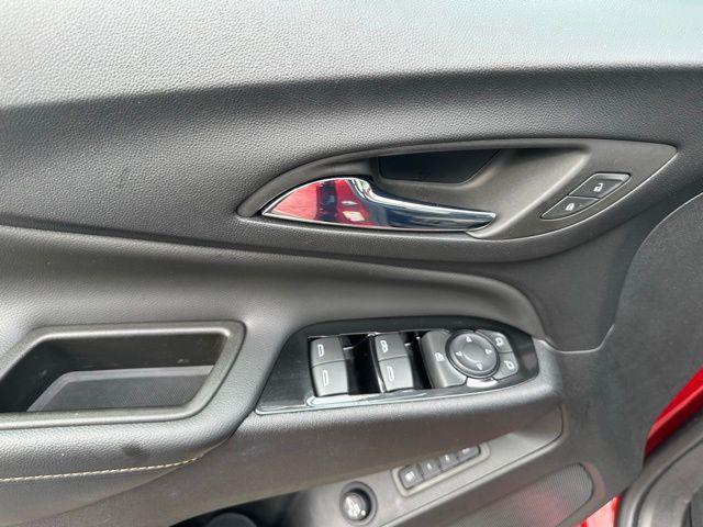 used 2023 Chevrolet Equinox car, priced at $25,511