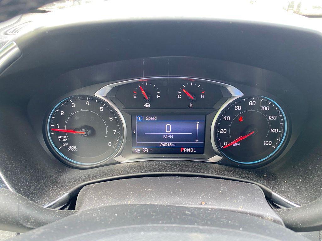 used 2024 Chevrolet Equinox car, priced at $22,409
