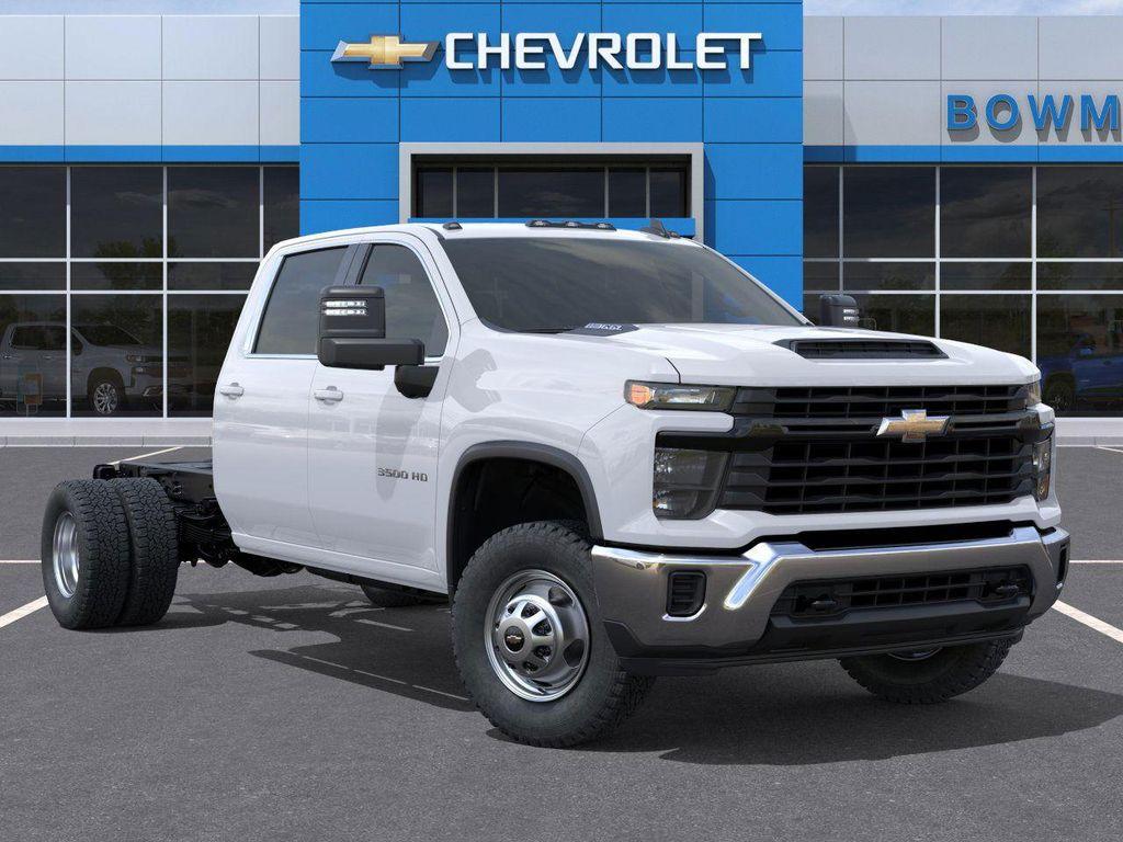 new 2025 Chevrolet Silverado 3500 car, priced at $66,282