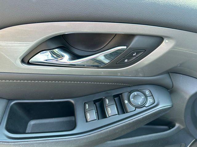 used 2023 Chevrolet Traverse car, priced at $28,859